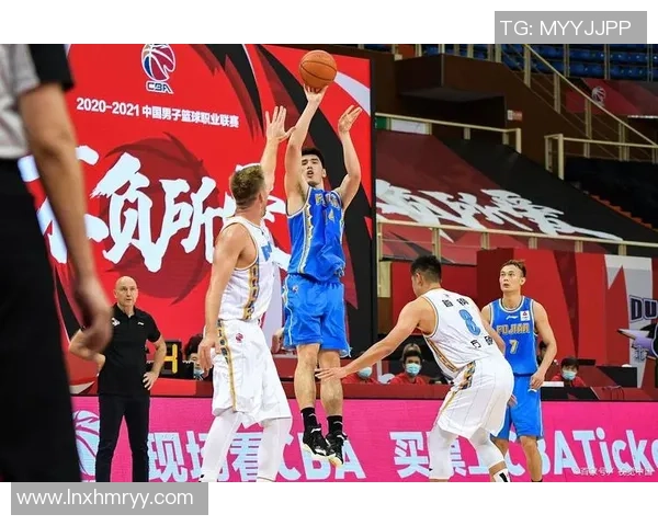 南京篮球队实力大变革引发热议球迷期待新赛季精彩表现